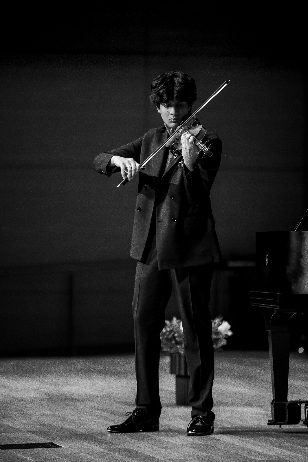 Jay performing violin